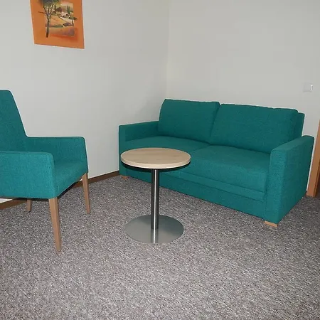 Hotel-lindenhof 3*