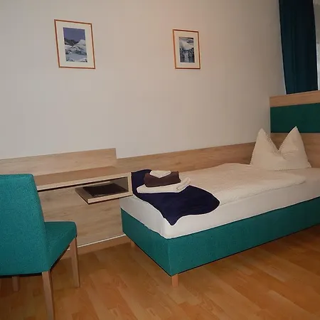 Hotel-lindenhof 3* Rauschenberg