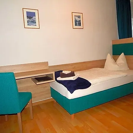 Hotel Hotel-lindenhof 3*