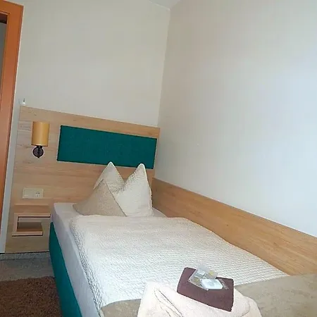 Hotel Hotel-lindenhof 3*