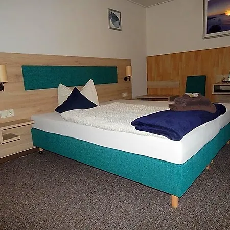 Hotel-lindenhof Hotel 3*