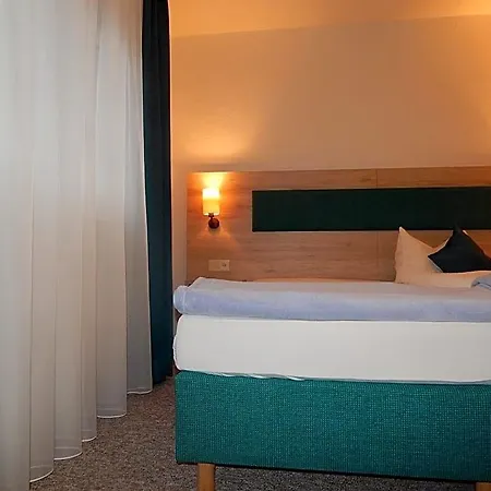 Hotel-lindenhof